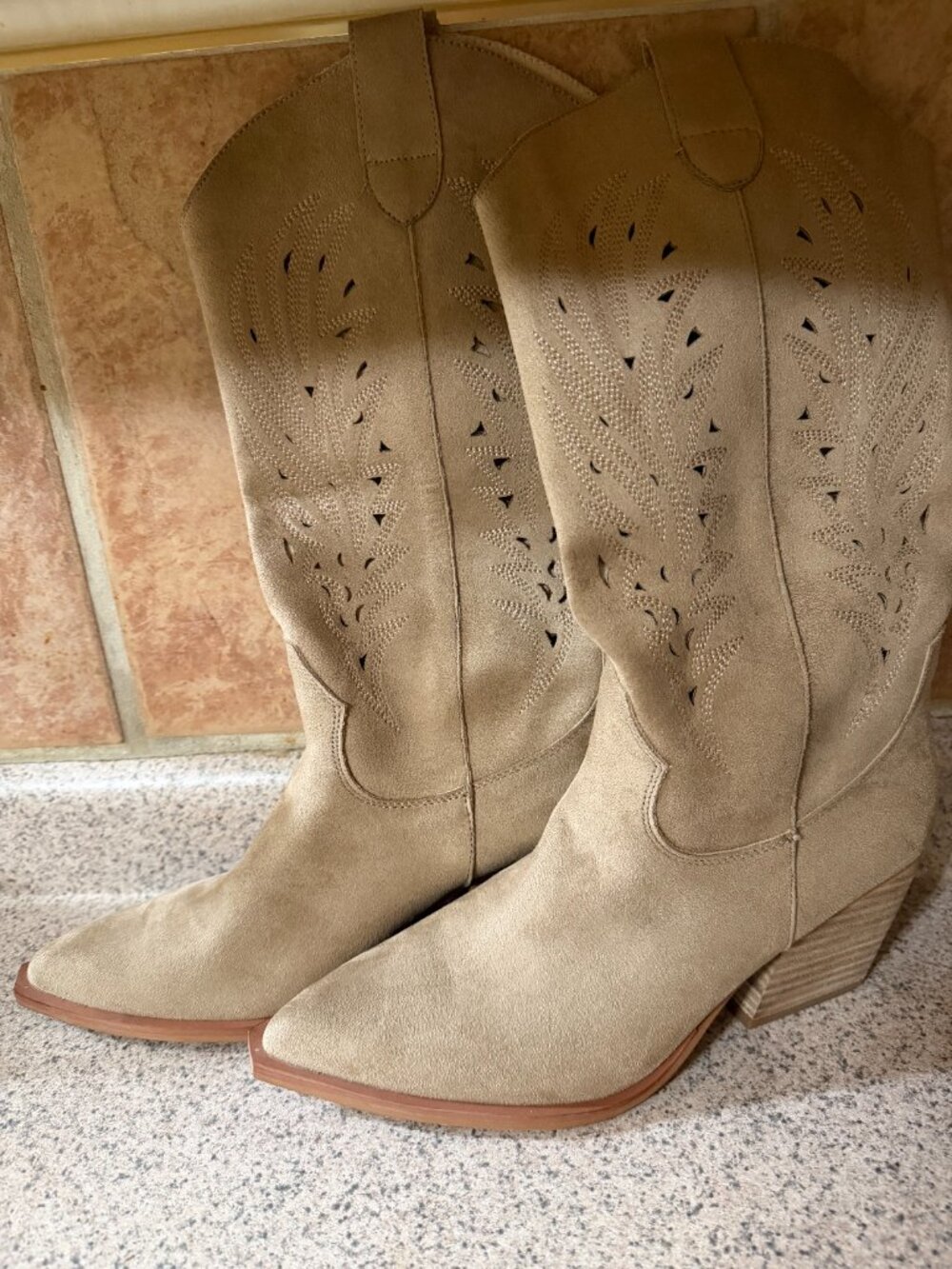 NEW! Never been worn! Mi.iM Olivia Western Boot Size - 10 - Picture 4 of 6